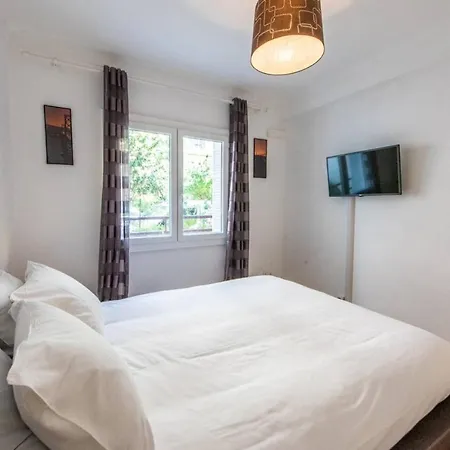 Branly :2bdr Apartment *